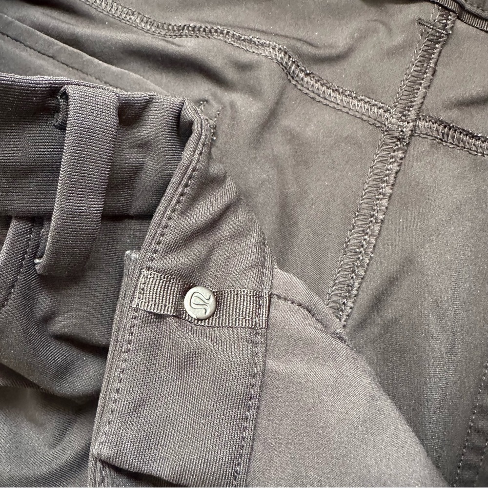 Lululemon ABC Pant Classic in Black Sz 36 - Picture 9 of 14